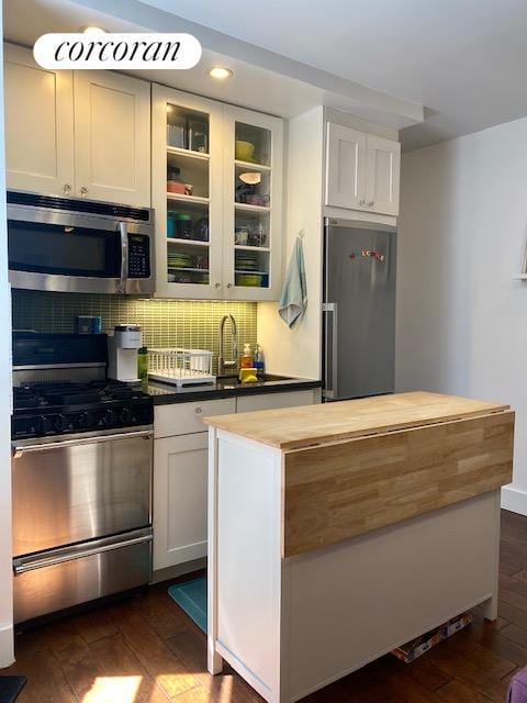 324 West 47th Street