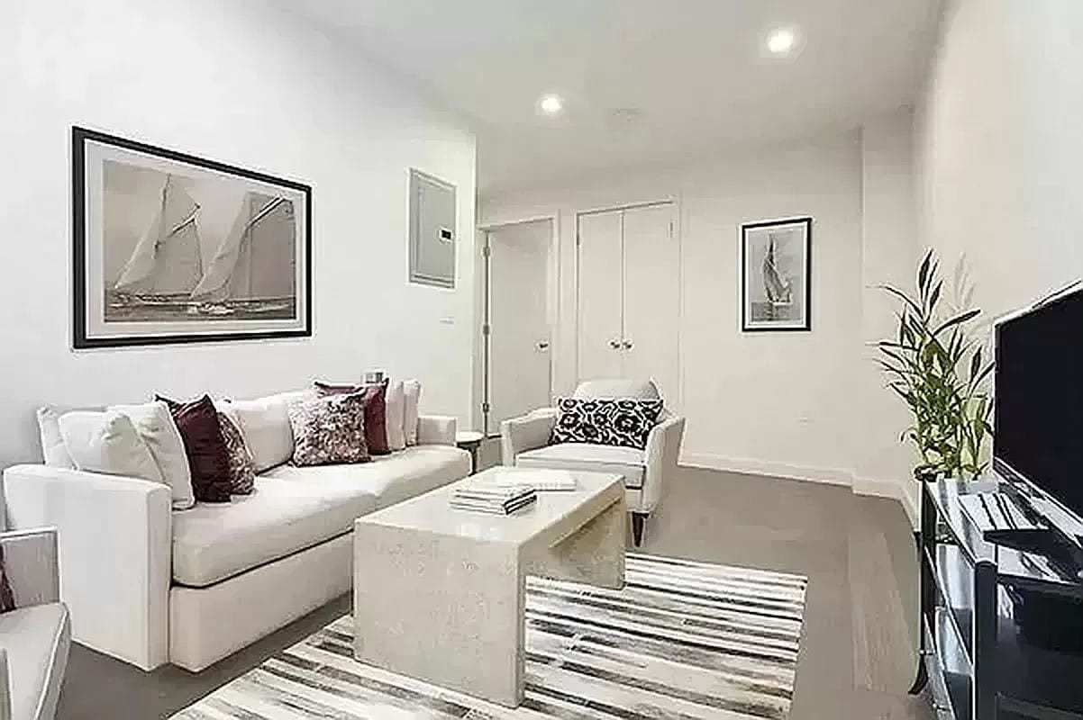 316 West 39th Street
