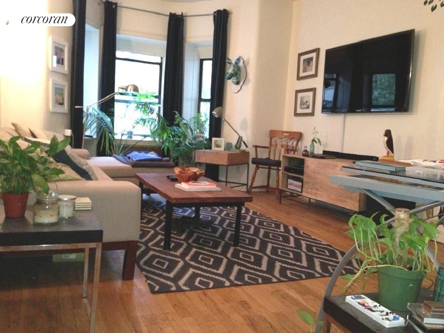 250 West 72nd Street