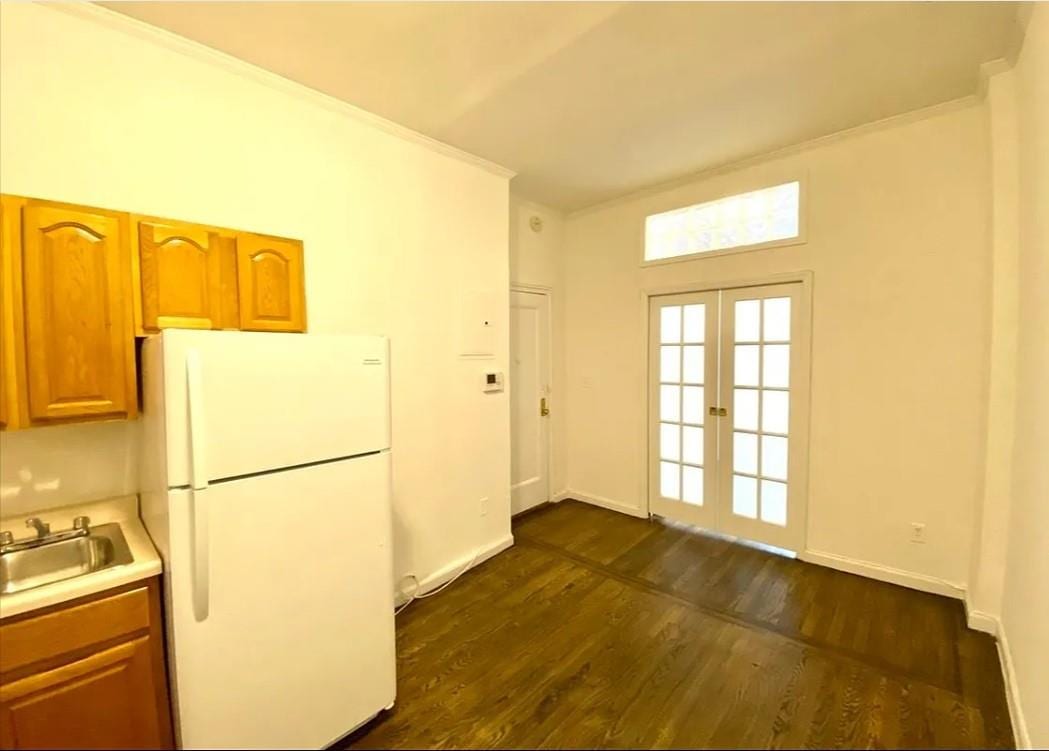 243 East 39th Street