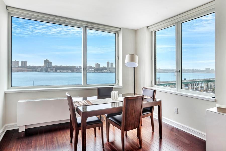 100 Riverside Boulevard