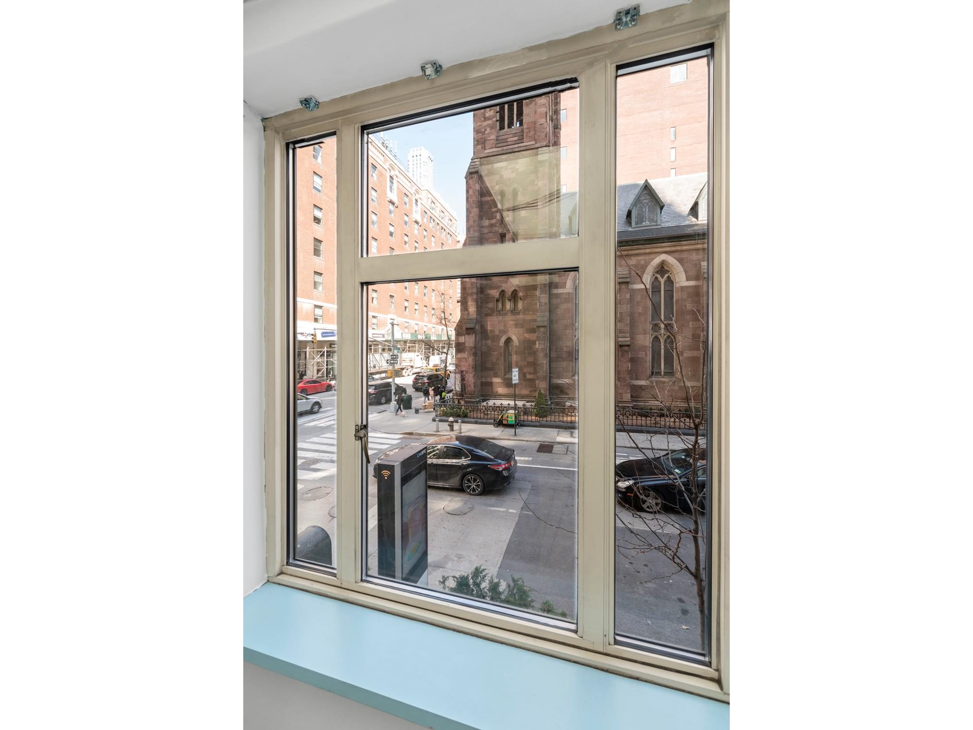 20 East 35th Street