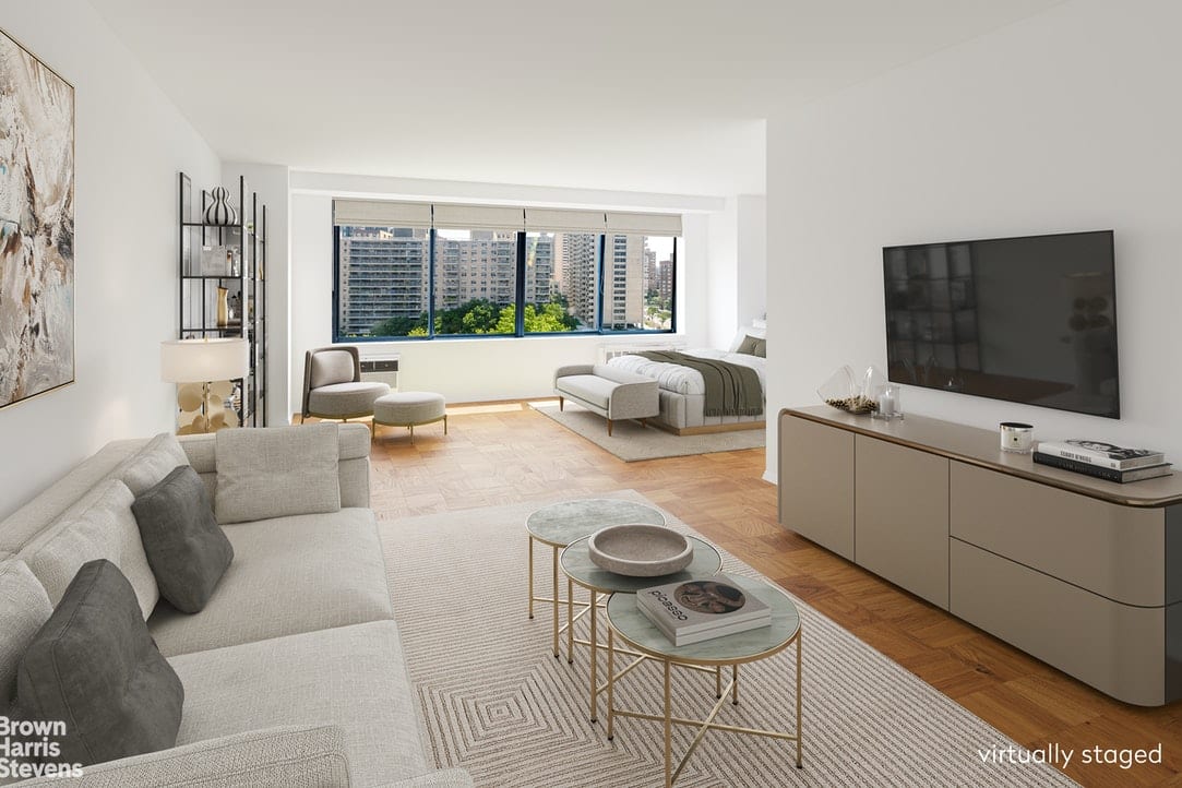 382 Central Park West