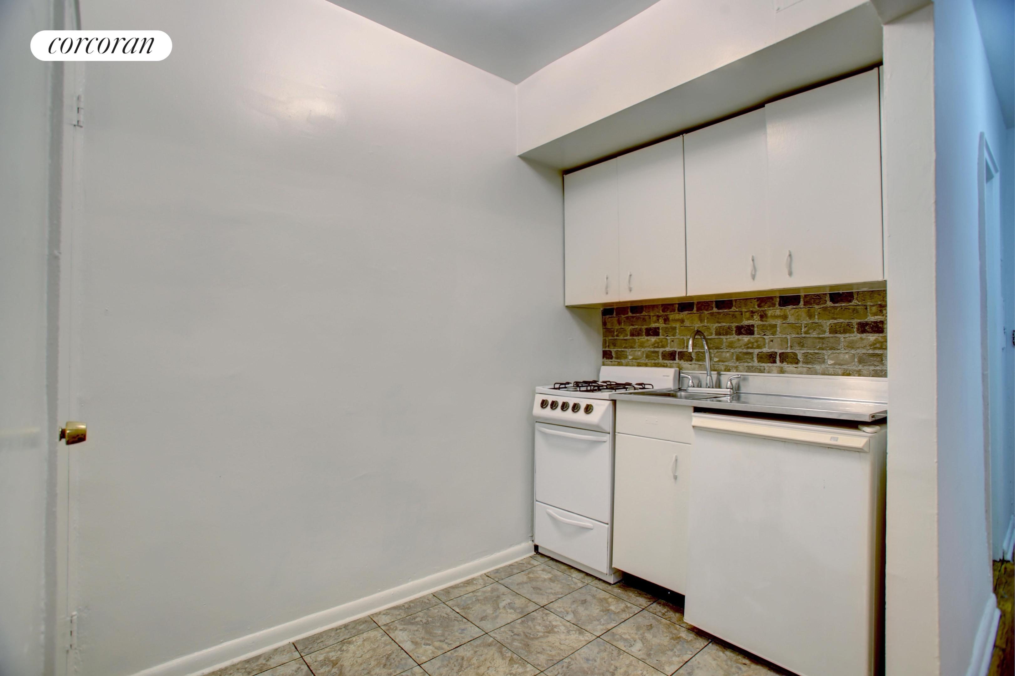 44 West 72nd Street
