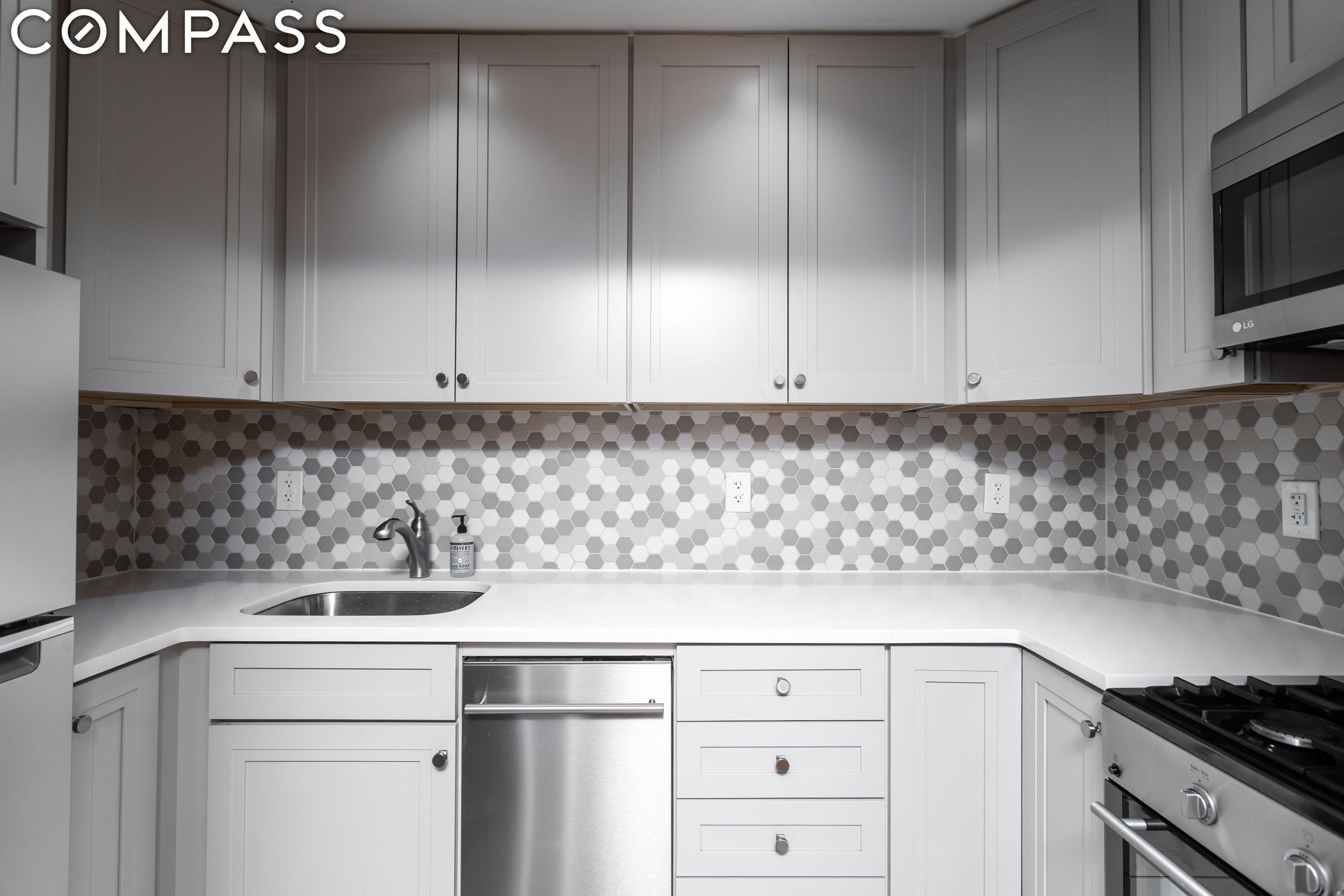 447 West 45th Street