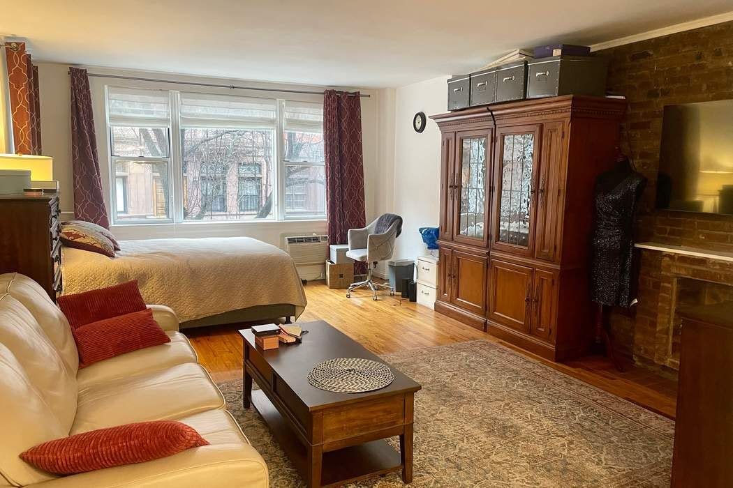 41 West 71st Street