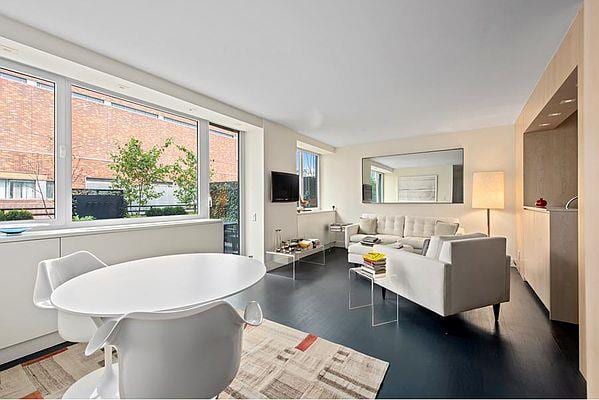 45 West 67th Street