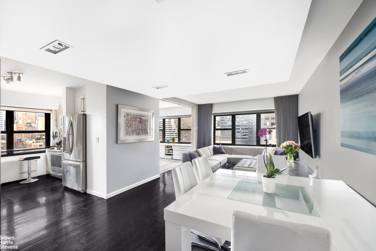 160 East 38th Street