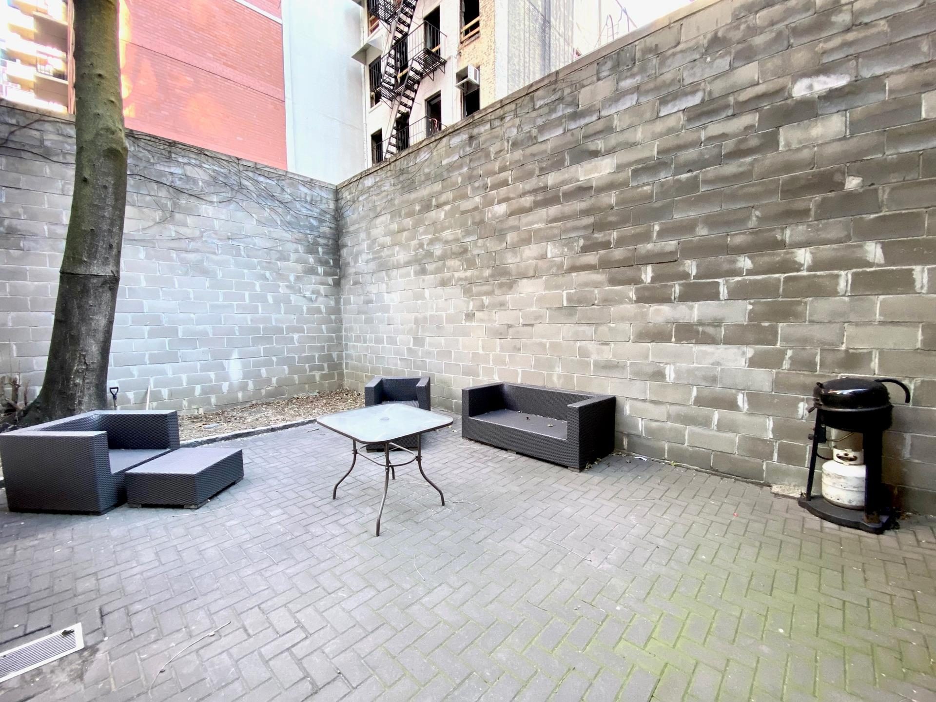 247 East 39th Street