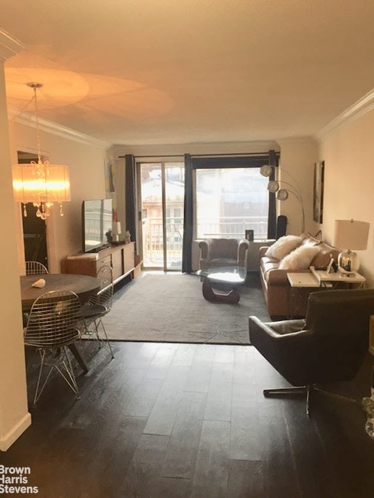 132 East 35th Street