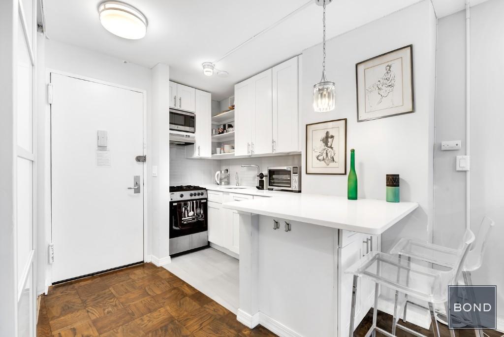 225 East 36th Street