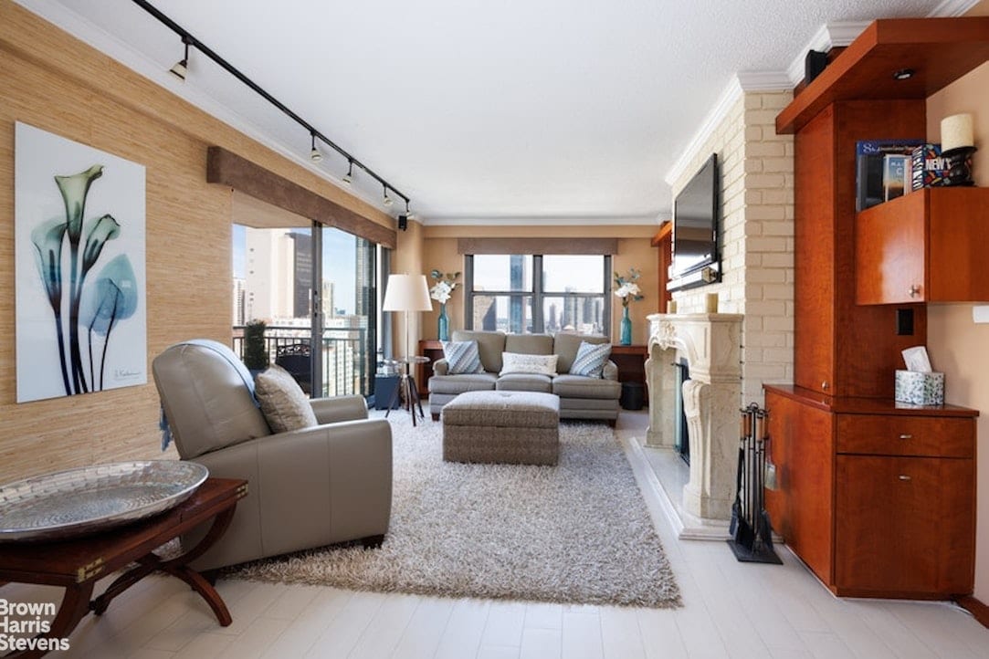 132 East 35th Street
