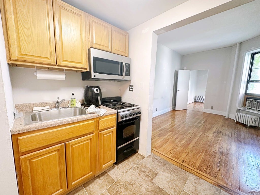 331 West 43rd Street
