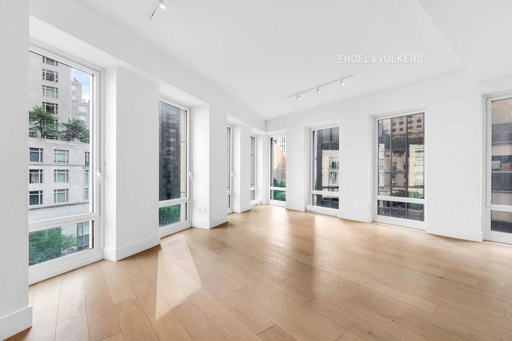 15 West 61st Street