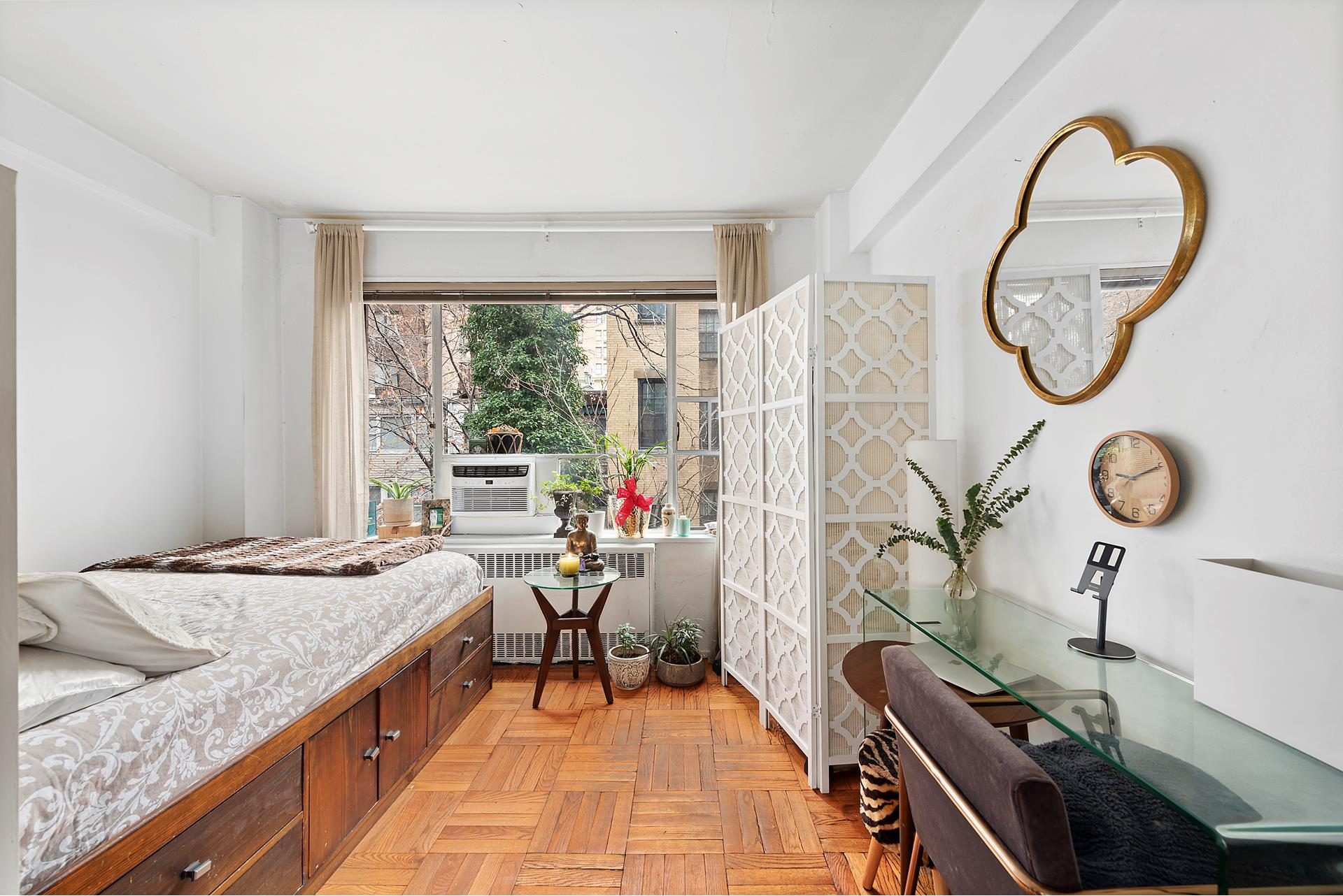117 East 37th Street