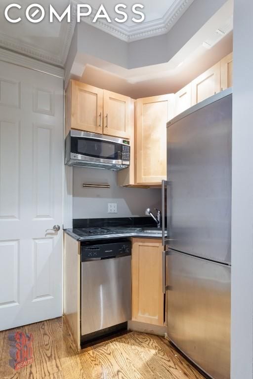 330 East 35th Street