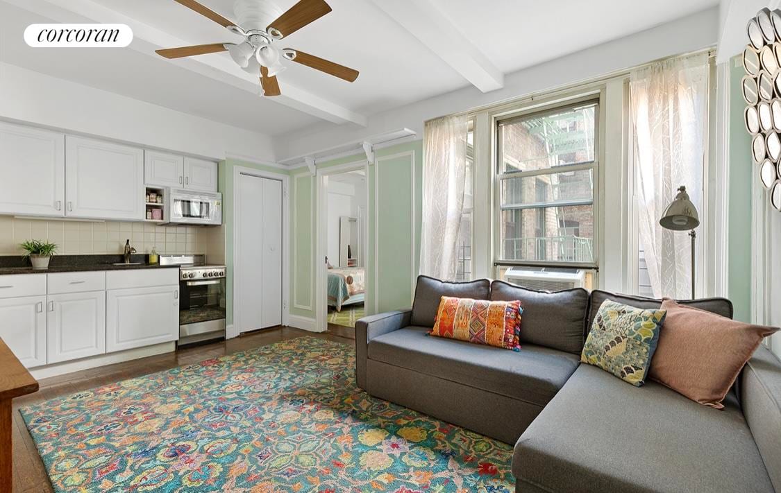 325 West 45th Street