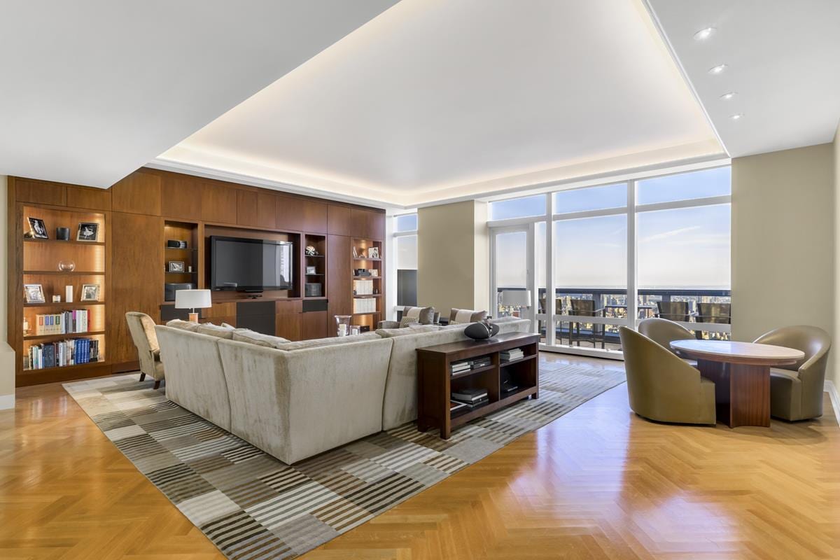 25 Columbus Circle