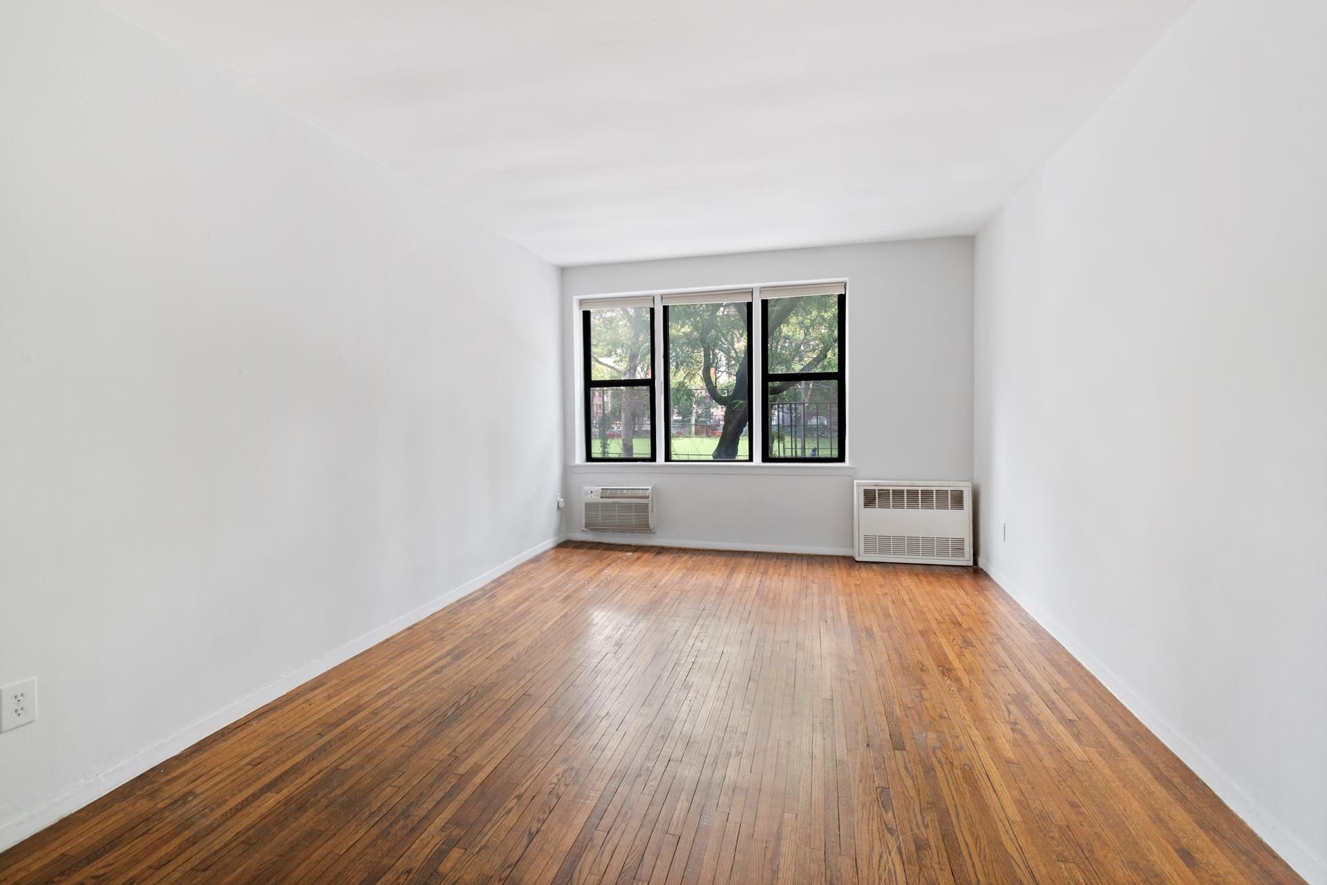 324 East 35th Street