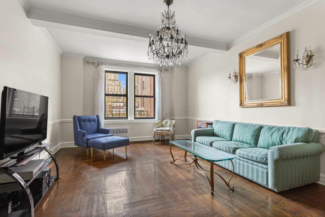 28 West 69th Street