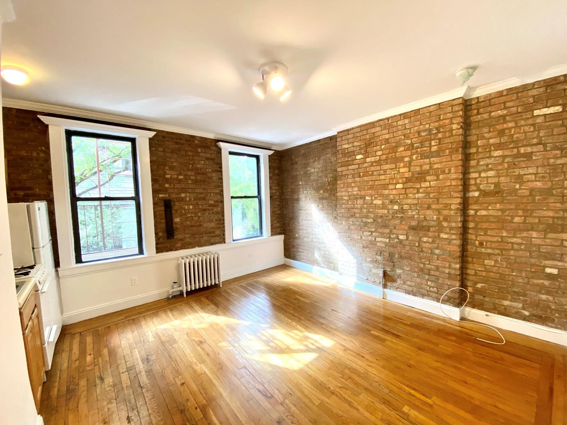 243 East 39th Street
