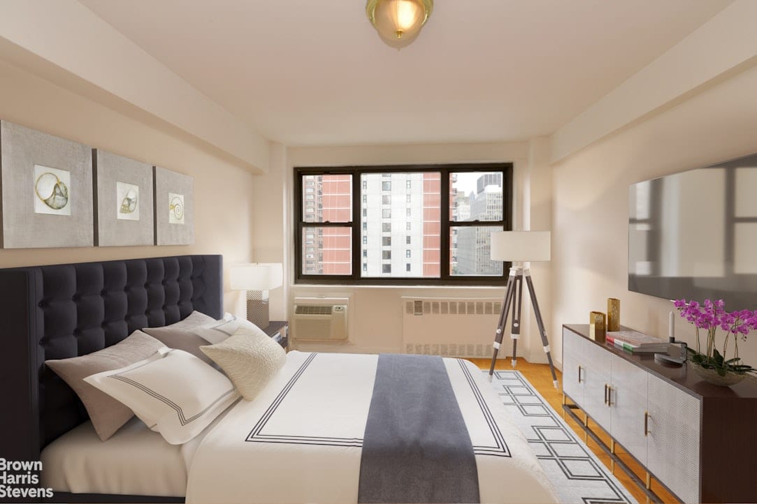 250 East 39th Street