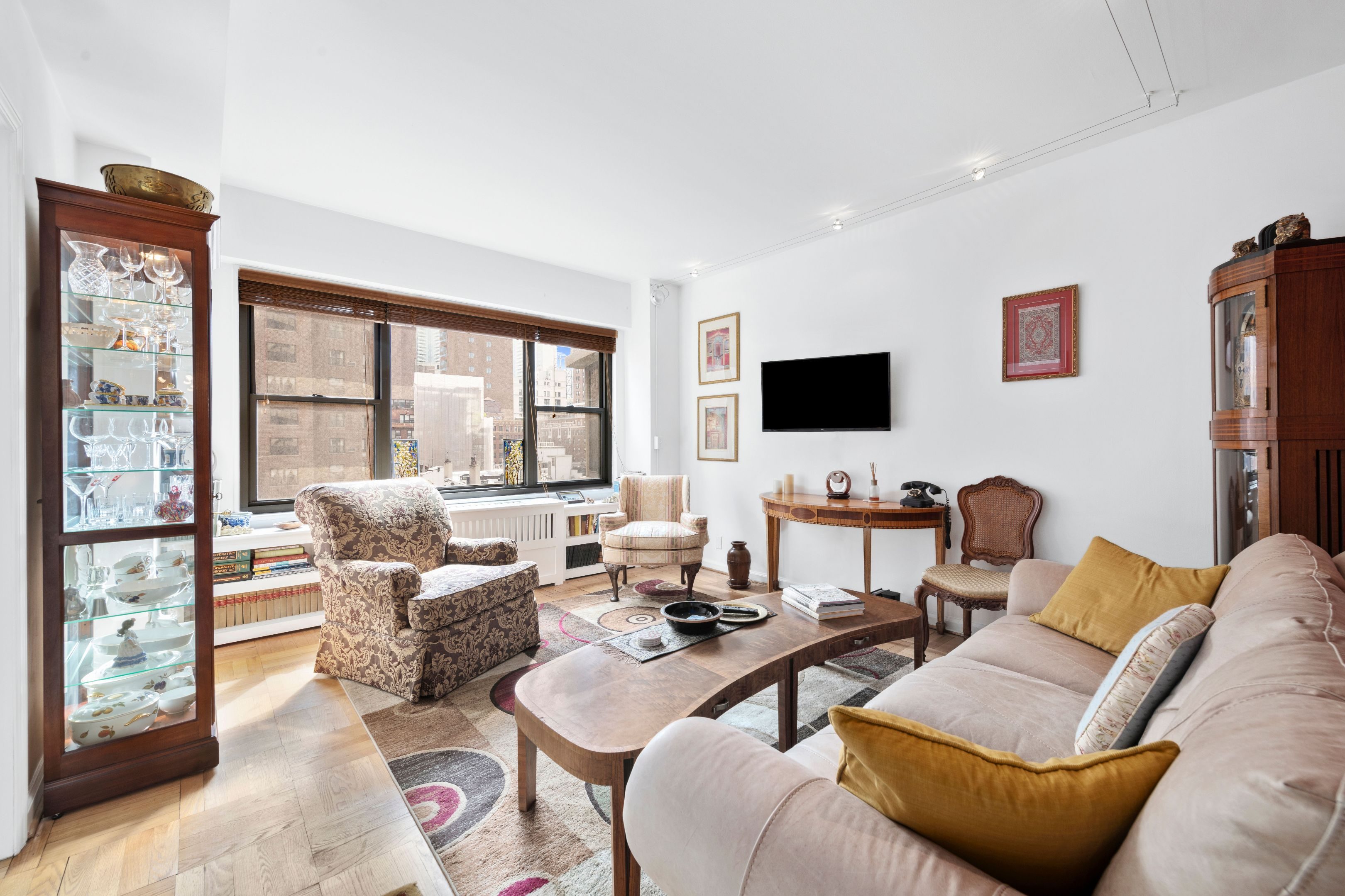 35 East 38th Street