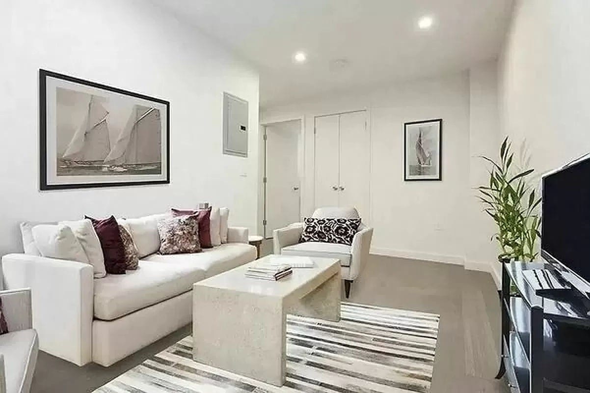 316 West 39th Street