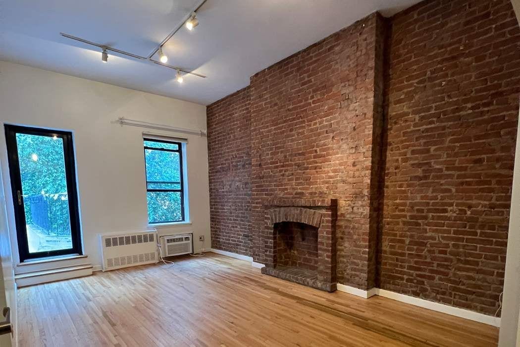 24 West 68th Street