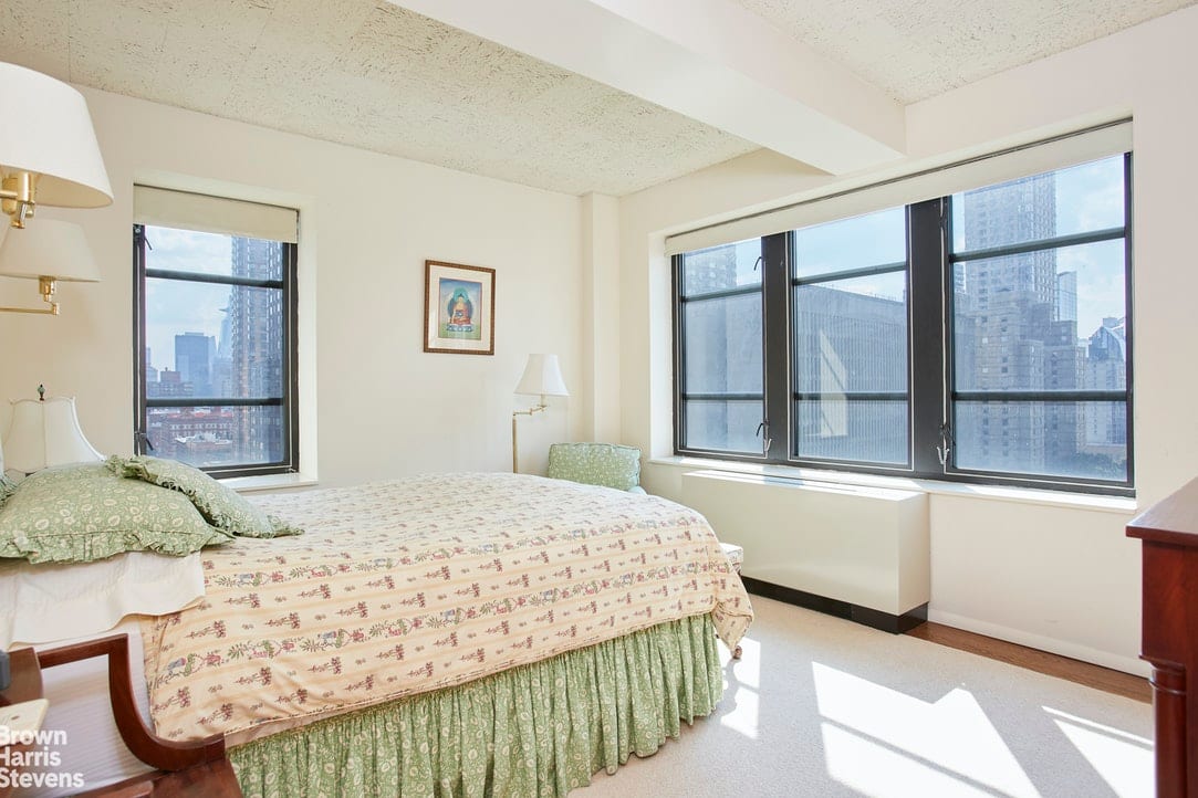 43 West 61st Street
