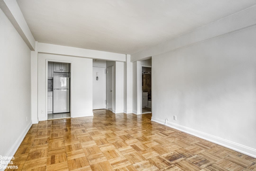 250 East 39th Street
