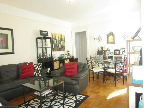 325 West 71st Street