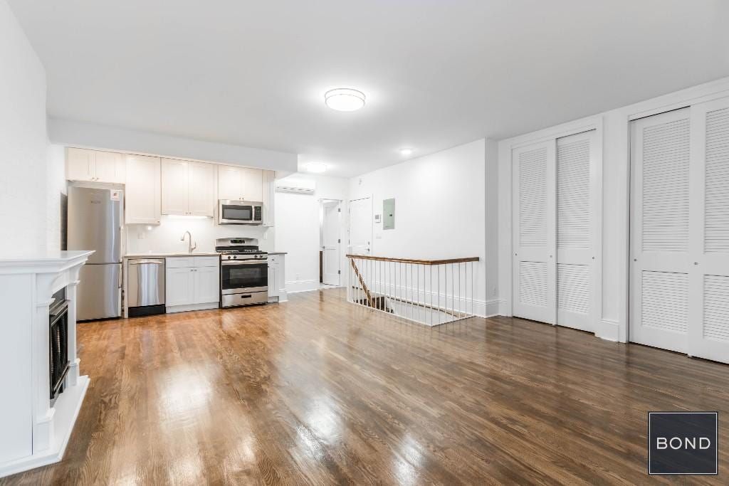 14 West 69th Street