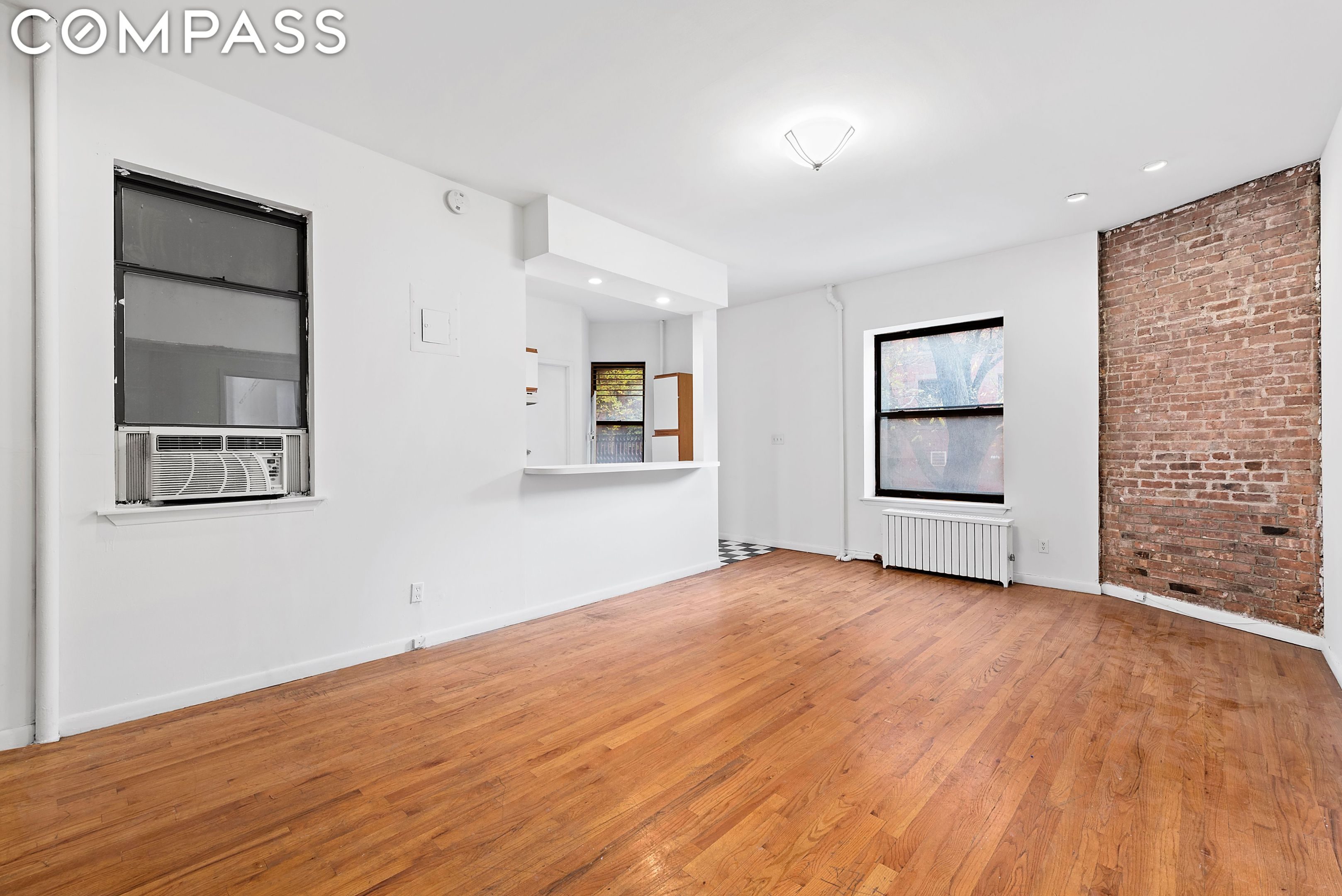 1716 2nd Avenue