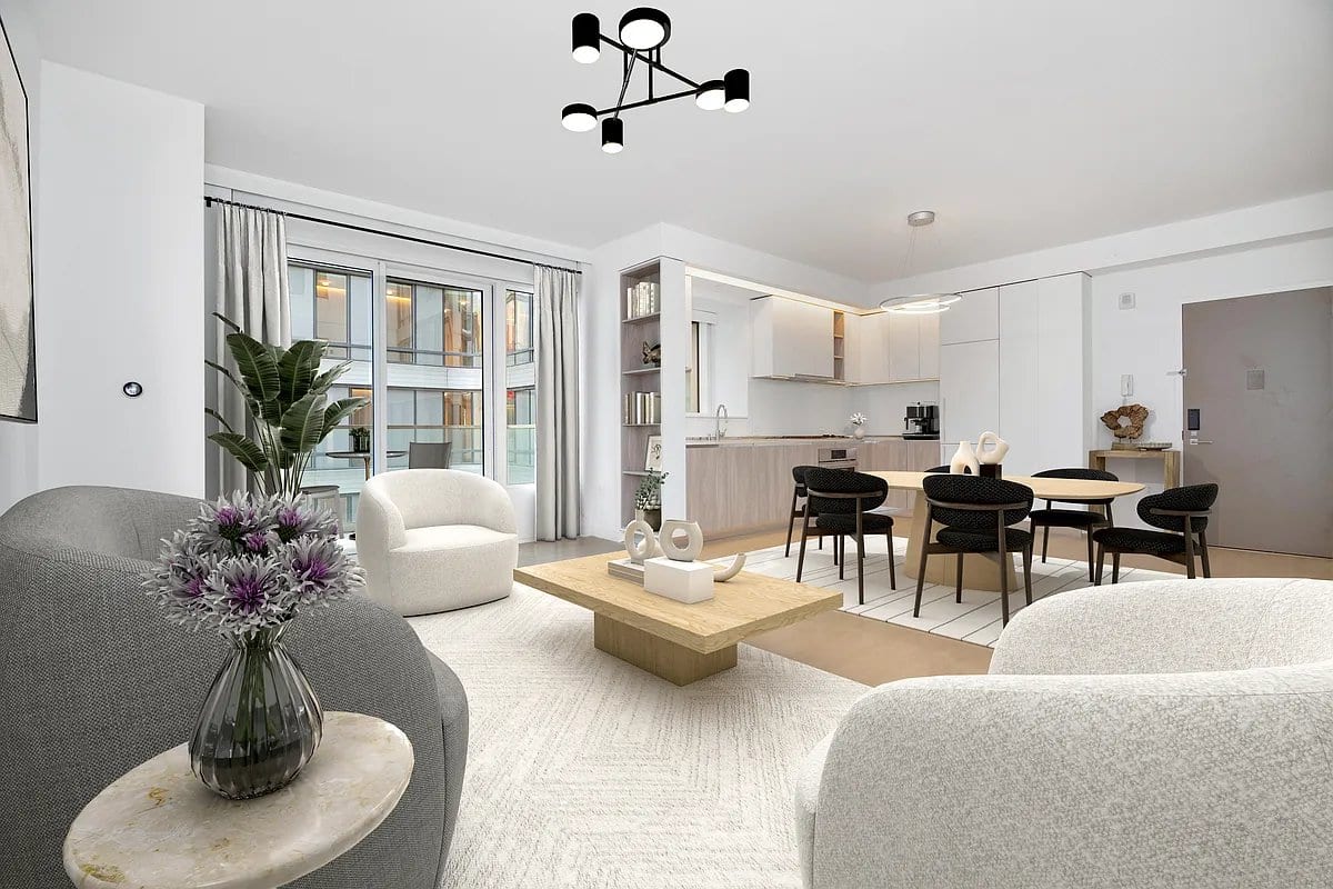 572 Eleventh Avenue