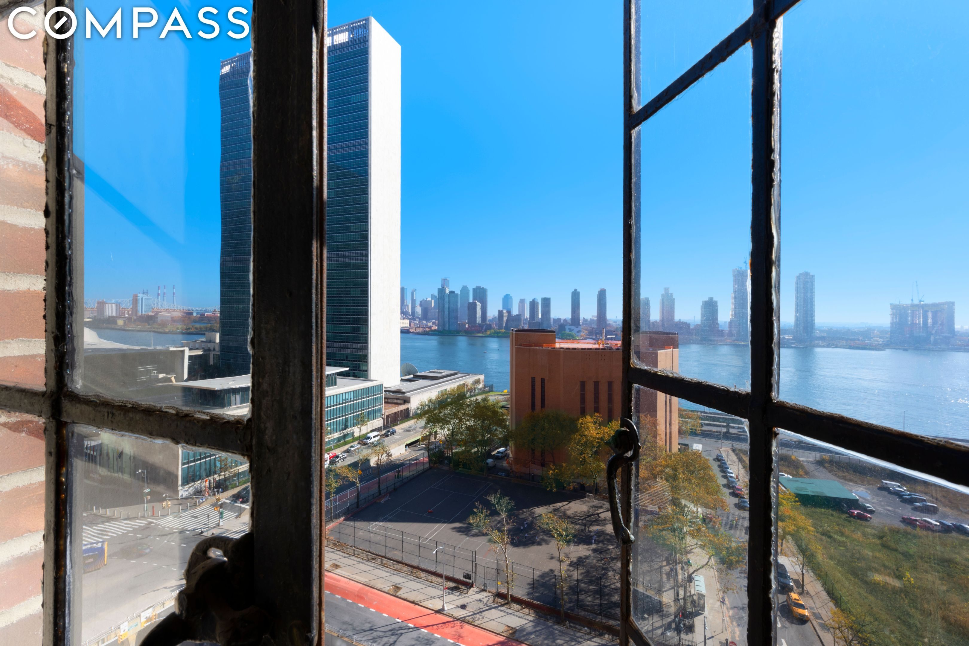 25 Tudor City Place