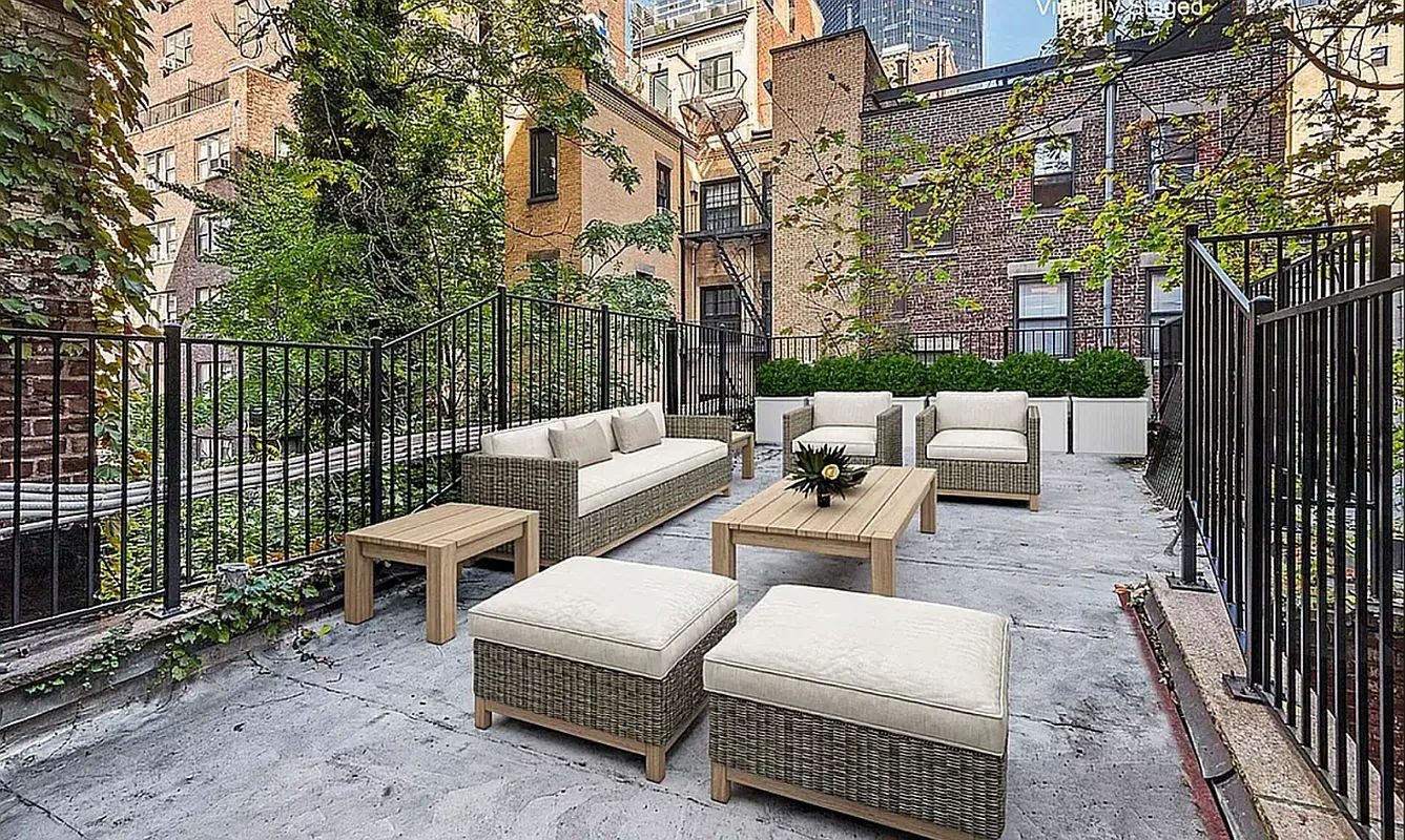 121 East 37th Street