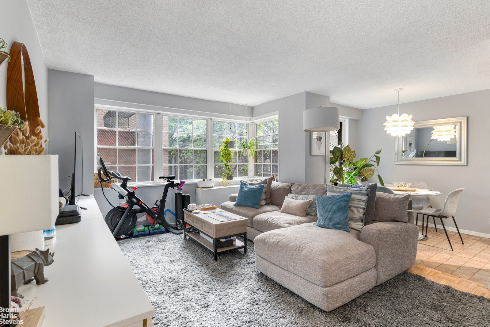 132 East 35th Street