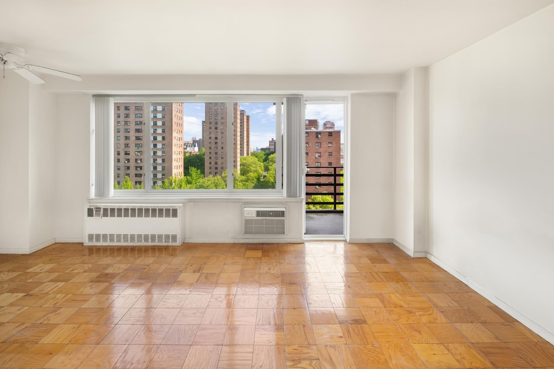 392 Central Park West