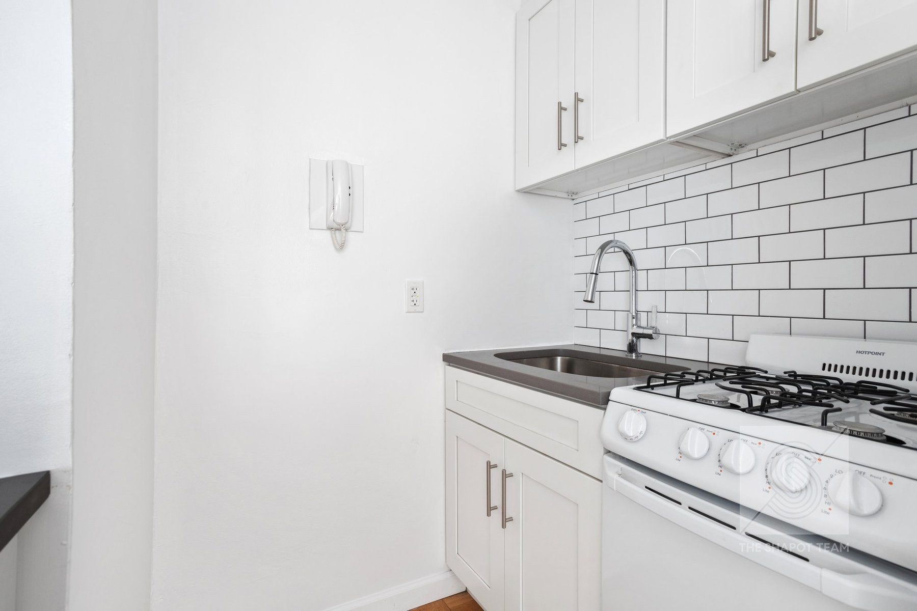 155 East 38th Street