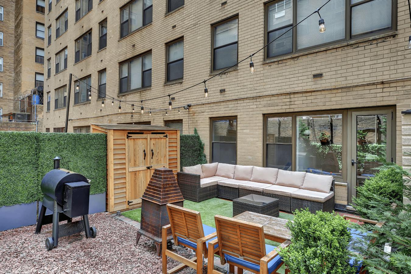 35 East 38th Street