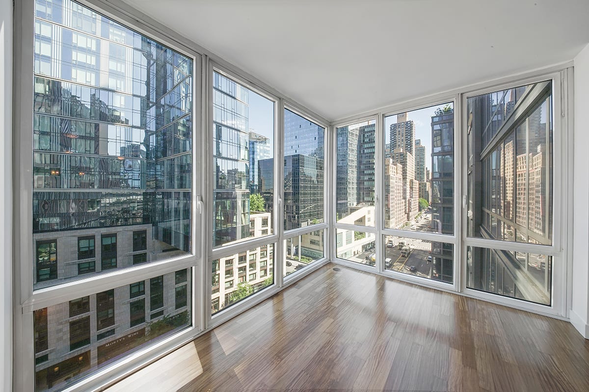 10 West End Avenue