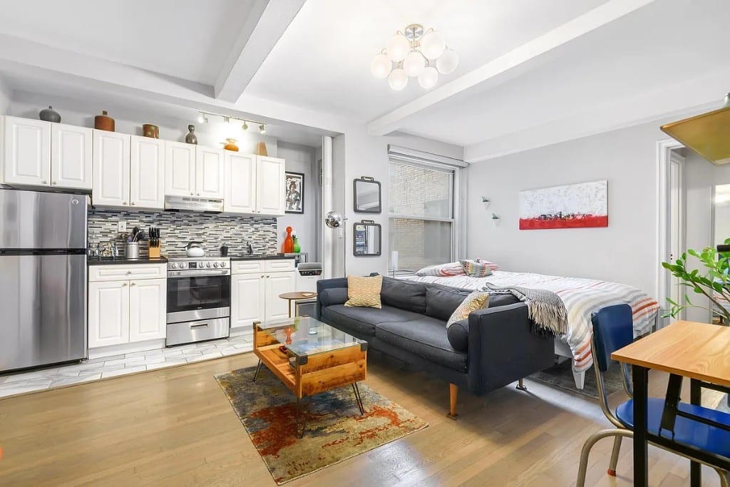 325 West 45th Street
