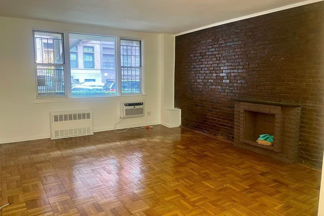 41 West 71st Street