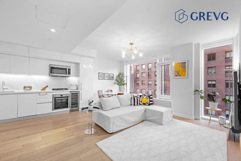 505 West 43rd Street