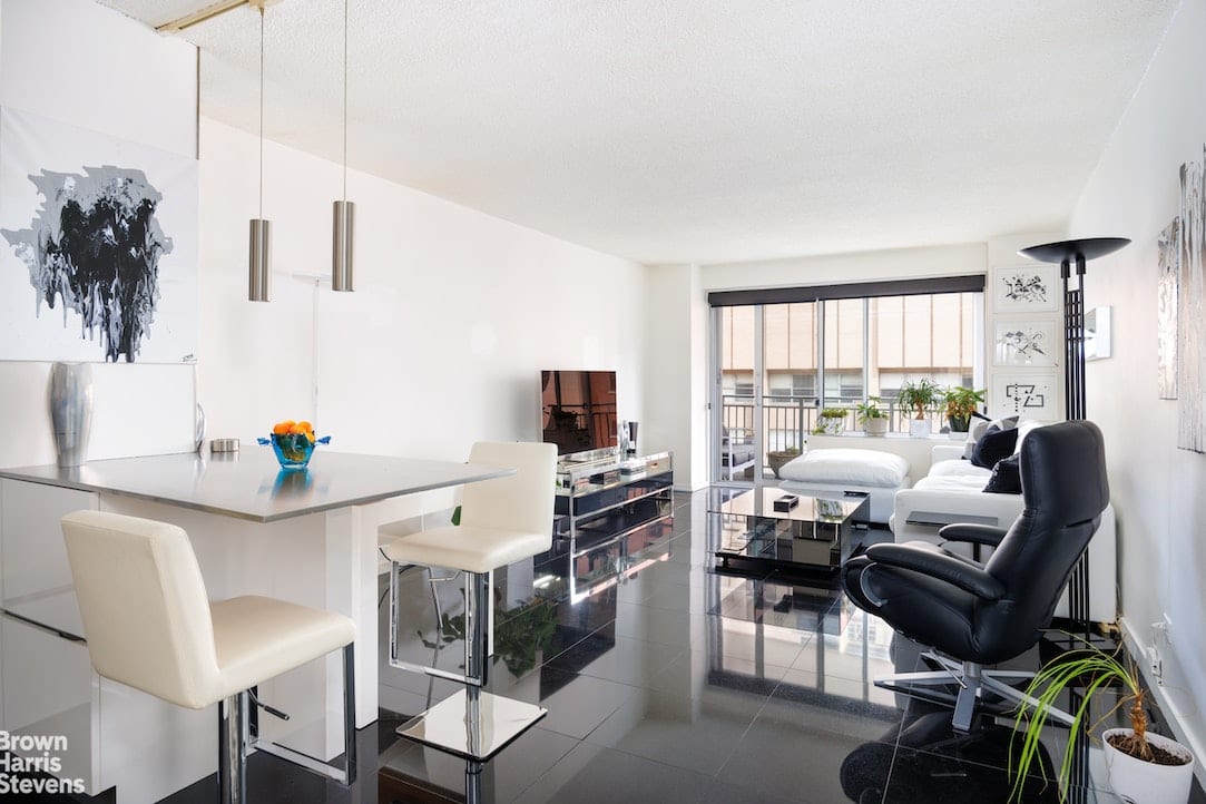 132 East 35th Street