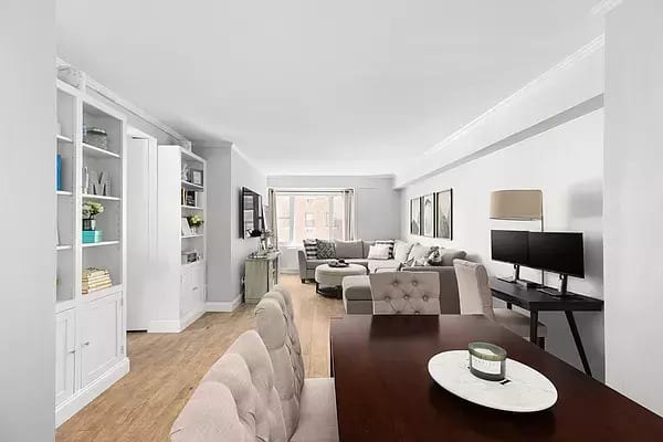 310 Lexington Avenue