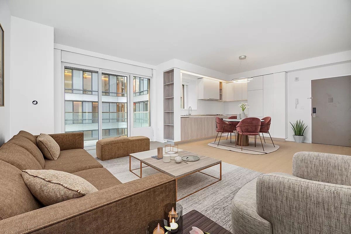 572 Eleventh Avenue