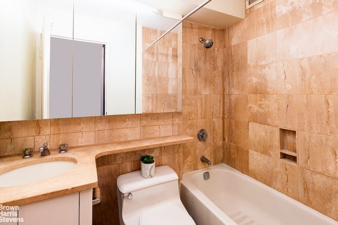 415 East 37th Street