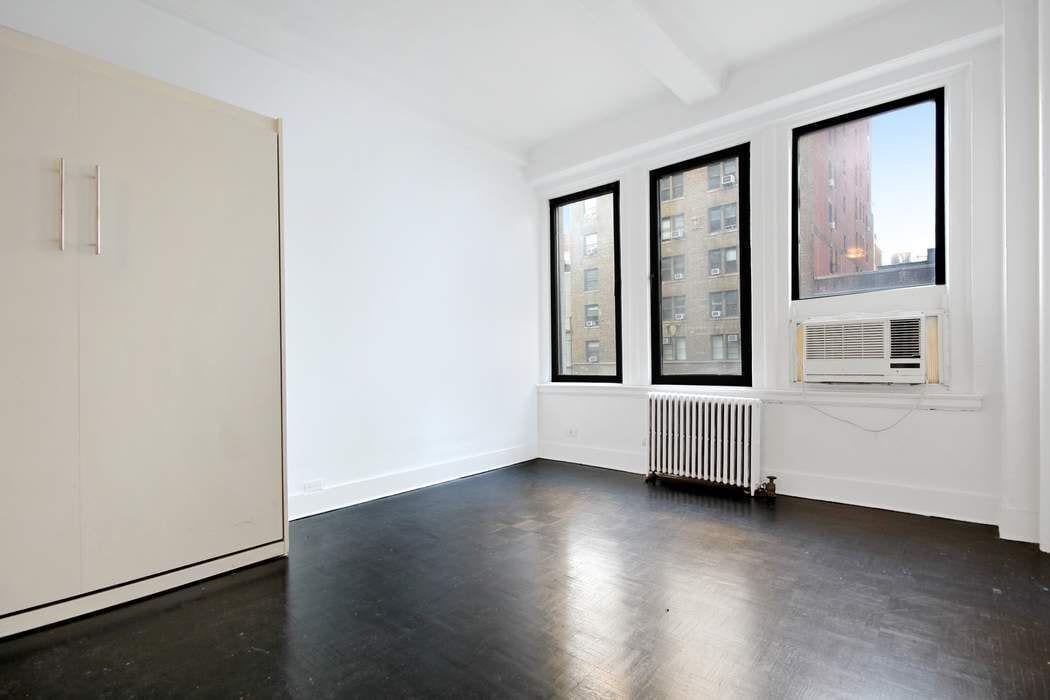 118 West 72nd Street